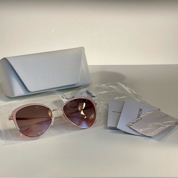 NWT Michael Kors KEY BISCAYNE MK1046 Cat Eye Sunglasses Rose Gold Light Pink - Picture 2 of 7